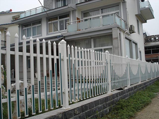 庭院栅栏
